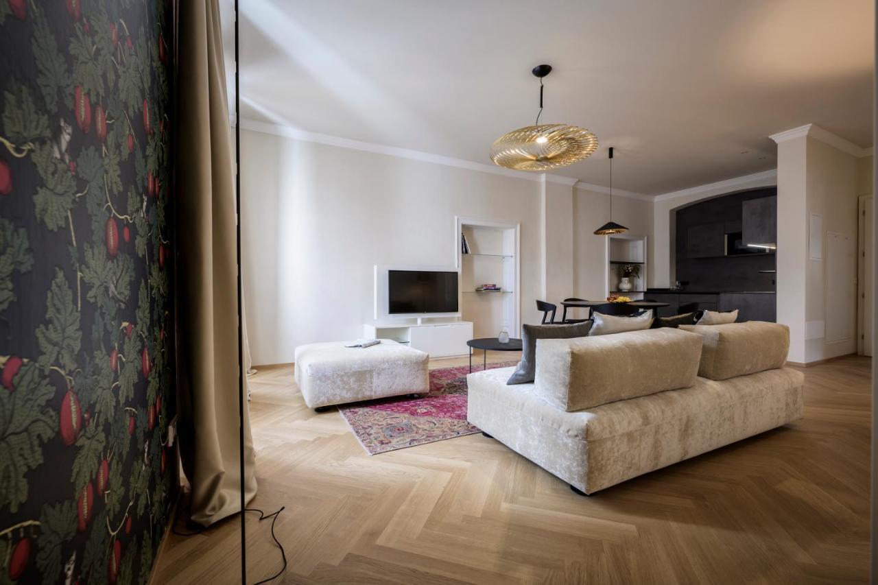 Hotel Bruneck Design-Apartments Екстер'єр фото